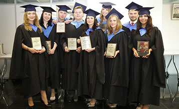 Выпускники